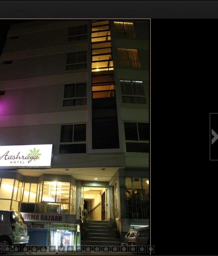 Hotel Aashraya Mysore Exteriör bild